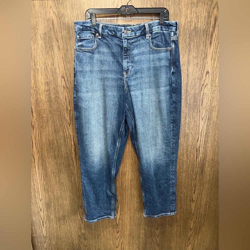 American Eagle Outfitters Women's Medium Blue Straight-Leg Jeans